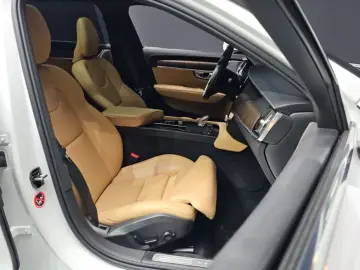 2021 Volvo S90 с пробегом 57 814 км
