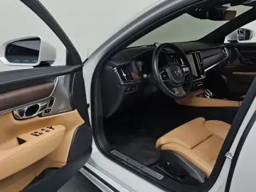 2021 Volvo S90 с пробегом 99 232 км