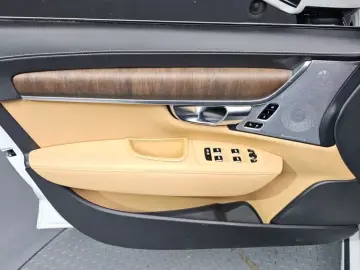 2021 Volvo S90 с пробегом 57 814 км