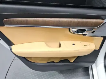 2021 Volvo S90 с пробегом 57 814 км