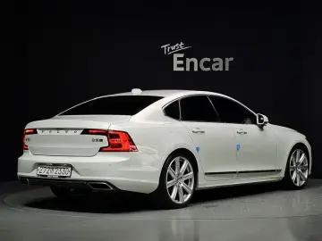 2019 Volvo S90 с пробегом 92 757 км