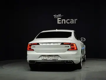 2019 Volvo S90 с пробегом 92 757 км