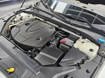 2019 Volvo S90 с пробегом 92 757 км