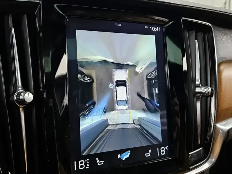 2019 Volvo S90 с пробегом 92 757 км