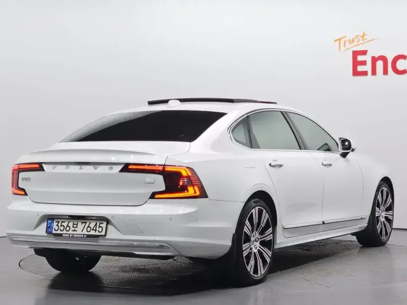 2021 Volvo S90 с пробегом 99 123 км
