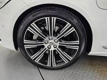 2021 Volvo S90 с пробегом 99 123 км