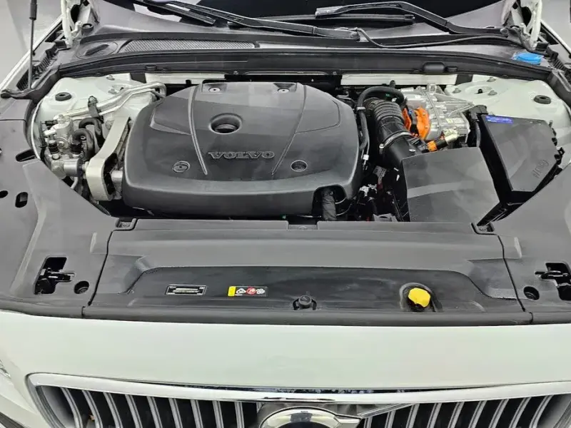 2021 Volvo S90 с пробегом 99 123 км