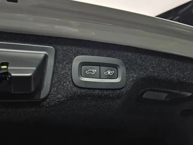 2021 Volvo S90 с пробегом 99 123 км