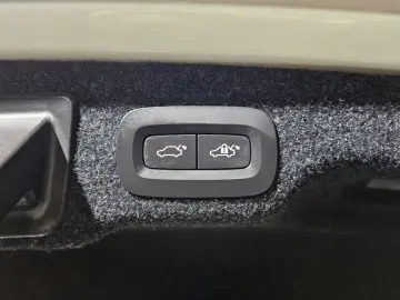 2018 Volvo S90 с пробегом 102 583 км