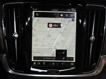 2022 Volvo S90 с пробегом 84 372 км