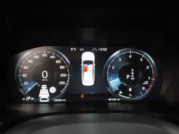 2021 Volvo S90 с пробегом 102 059 км