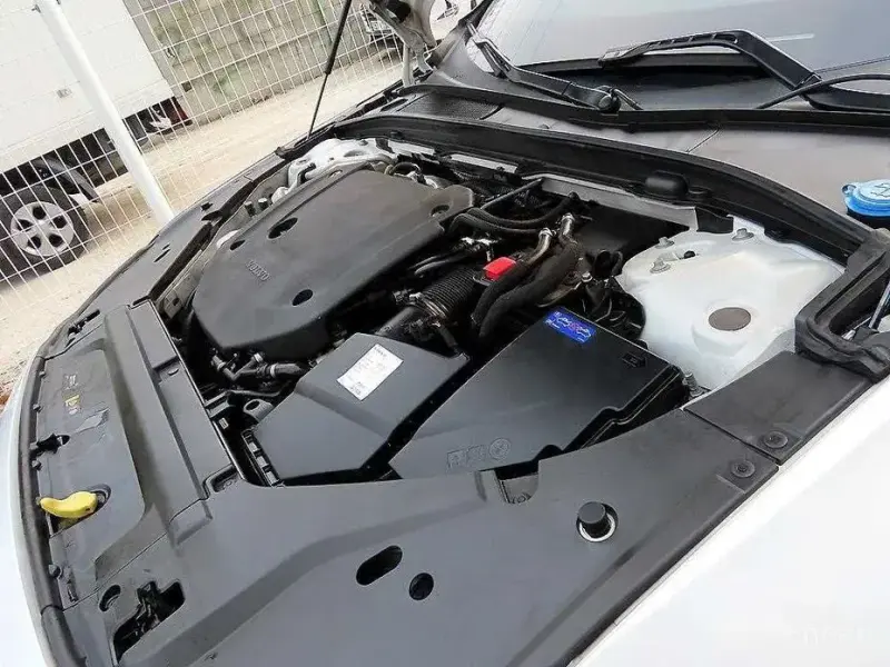 2022 Volvo S90 с пробегом 99 880 км