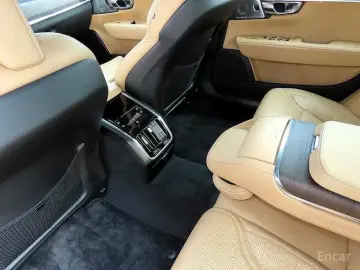2022 Volvo S90 с пробегом 99 880 км