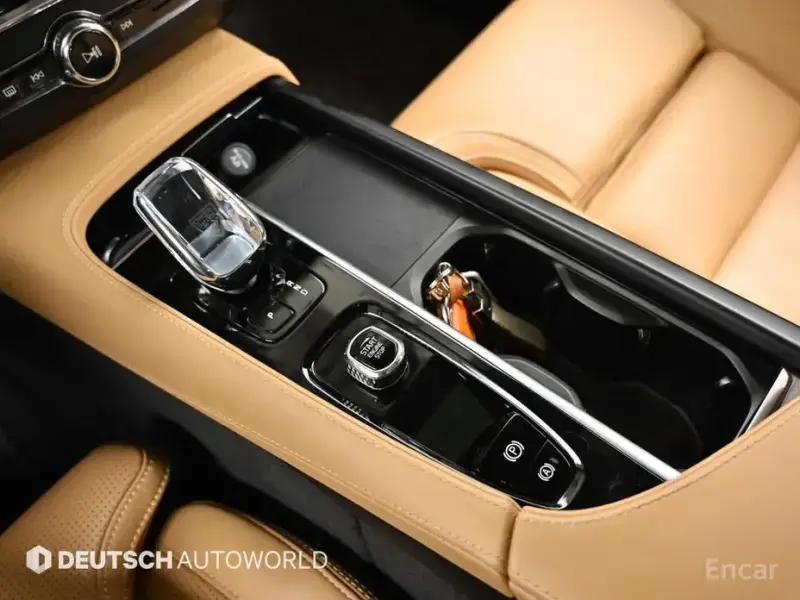2023 Volvo S90 с пробегом 63 975 км