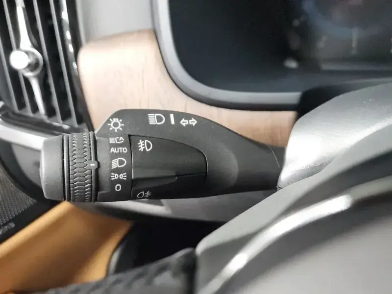 2022 Volvo S90 с пробегом 41 589 км