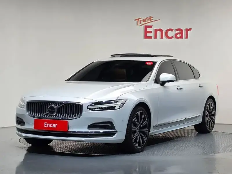 2023 Volvo S90 с пробегом 106 287 км
