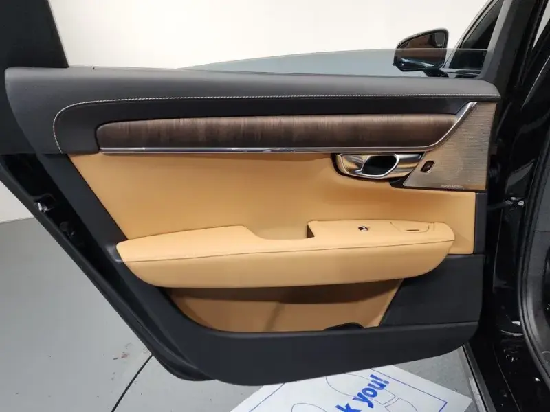 2022 Volvo S90 с пробегом 41 589 км