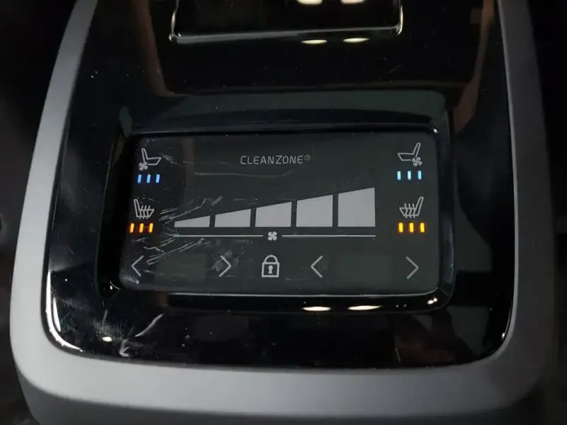 2022 Volvo S90 с пробегом 41 589 км