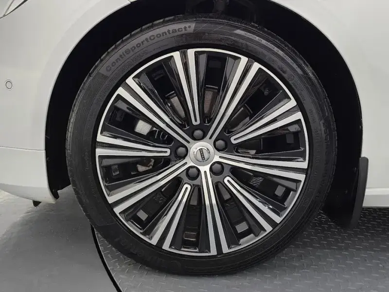2024 Volvo S90 с пробегом 54 452 км