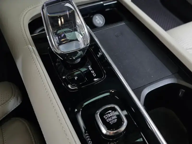 2024 Volvo S90 с пробегом 54 452 км