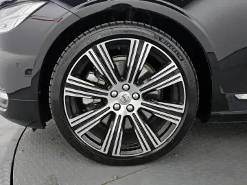 2022 Volvo S90 с пробегом 37 138 км