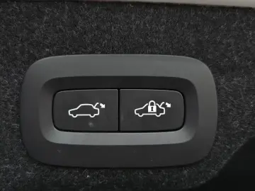 2024 Volvo S90 с пробегом 54 452 км