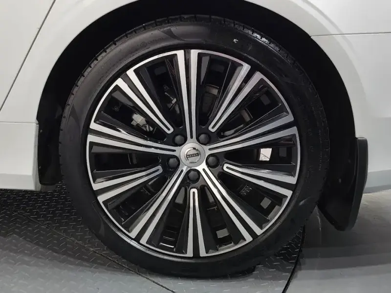 2024 Volvo S90 с пробегом 54 452 км