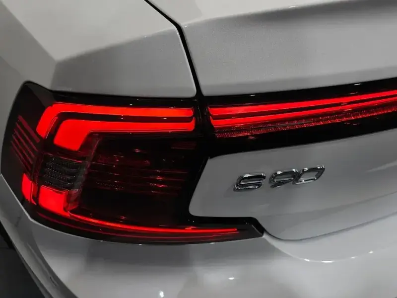 2024 Volvo S90 с пробегом 54 452 км
