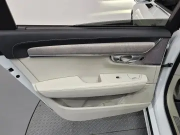 2024 Volvo S90 с пробегом 54 452 км