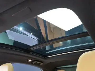 2022 Volvo S90 с пробегом 37 138 км