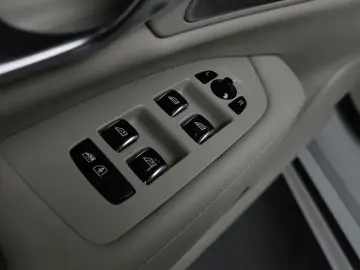2024 Volvo S90 с пробегом 54 452 км