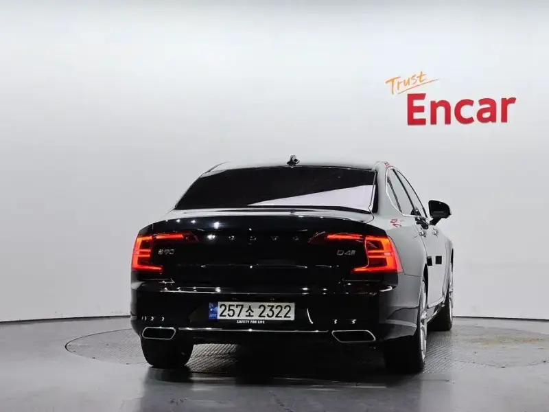 2018 Volvo S90 с пробегом 103 578 км