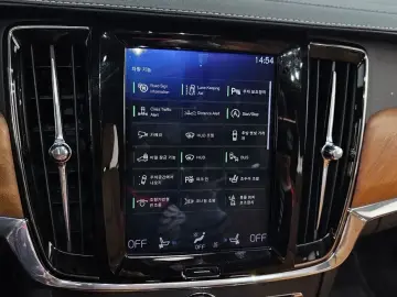 2018 Volvo S90 с пробегом 103 578 км