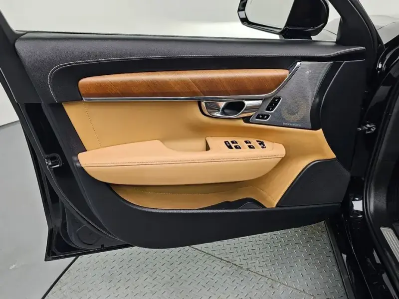 2018 Volvo S90 с пробегом 103 578 км
