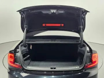 2018 Volvo S90 с пробегом 103 578 км