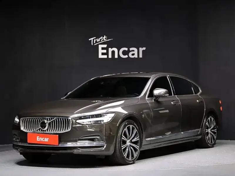 2021 Volvo S90 с пробегом 145 849 км