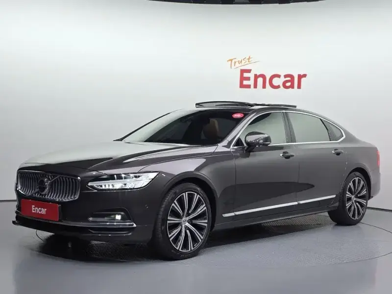 2022 Volvo S90 с пробегом 44 452 км