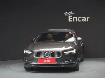2023 Volvo S90 с пробегом 38 167 км