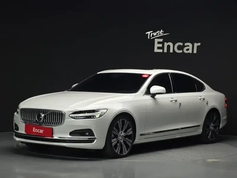 2024 Volvo S90 с пробегом 21 921 км