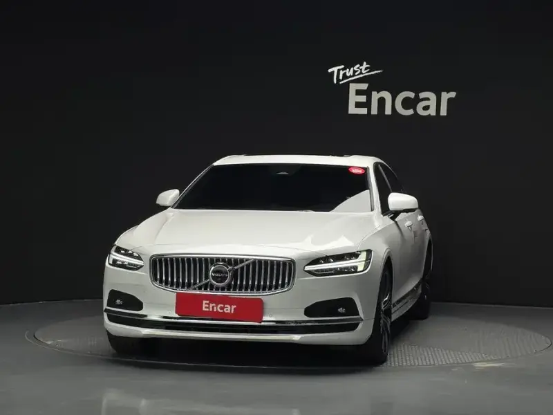 2024 Volvo S90 с пробегом 21 921 км