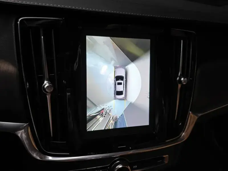 2023 Volvo S90 с пробегом 38 167 км