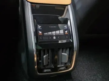 2023 Volvo S90 с пробегом 38 167 км