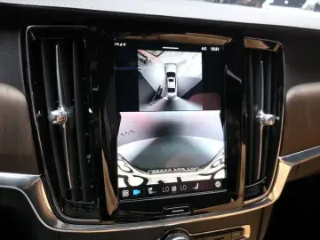 2024 Volvo S90 с пробегом 21 921 км