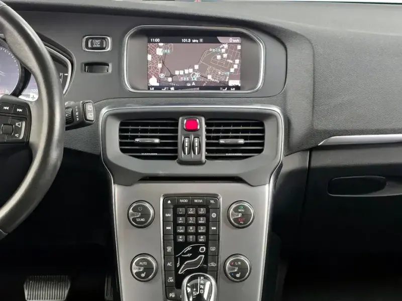 2018 Volvo V40 с пробегом 64 425 км