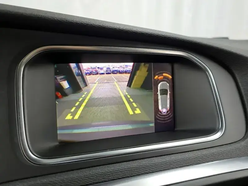 2018 Volvo V40 с пробегом 64 425 км