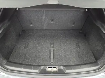 2018 Volvo V40 с пробегом 64 425 км