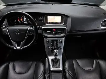 2018 Volvo V40 с пробегом 187 028 км