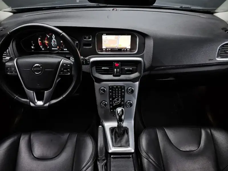 2018 Volvo V40 с пробегом 187 028 км