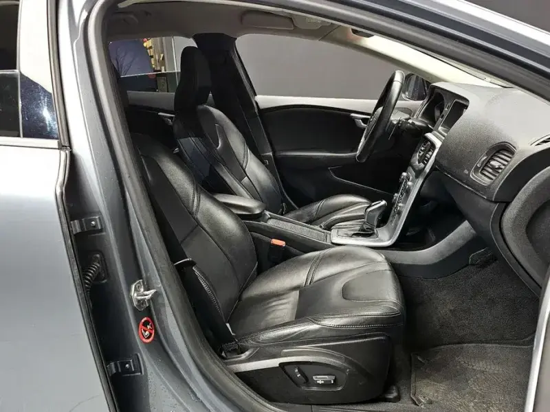 2018 Volvo V40 с пробегом 187 028 км