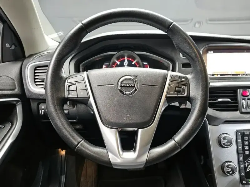 2018 Volvo V40 с пробегом 187 028 км